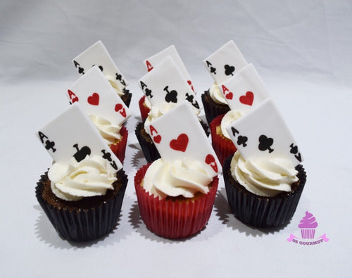 12 Cupcakes Alice in Wonderland Inspired - Sweet Table 0