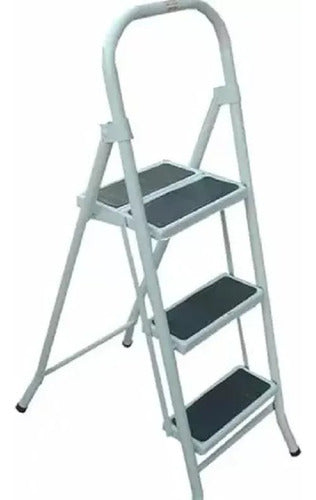 Kevin Foldable Ladder 3 Steps 1