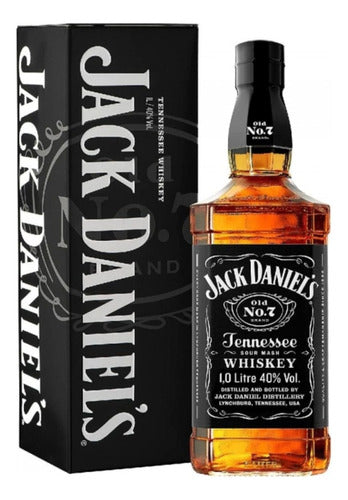 Jack Daniel's Whisky in Metal Tin Case 0