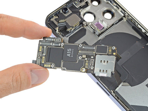 Reparación De Placa iPhone SE 2020 Mas Mano De Obra 0