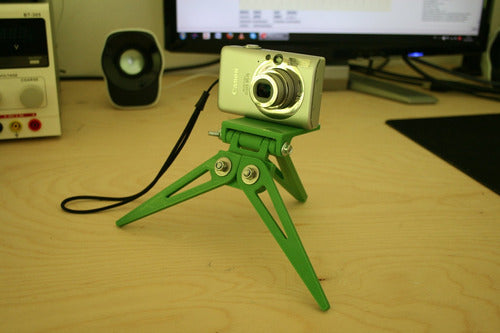 Elbi's Compact Camera TriPod 4