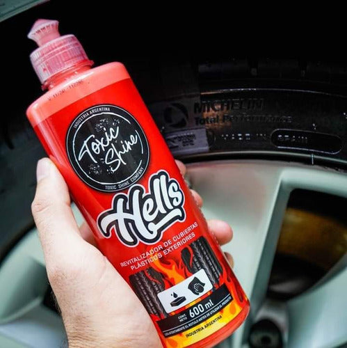 Toxic Shine Hells Renovador Gomas Cubiertas Plásticos 600cc 1