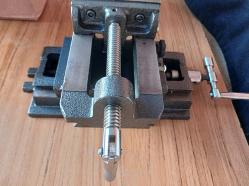 Ruhlmann 4-Inch Cross Vise 5