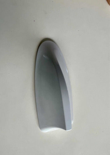 Universal Shark Fin AM/FM Radio Antenna 2