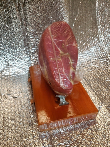 Boneless Cured Ham with Lacquered Ham Holder and Stainless Steel Accents 6