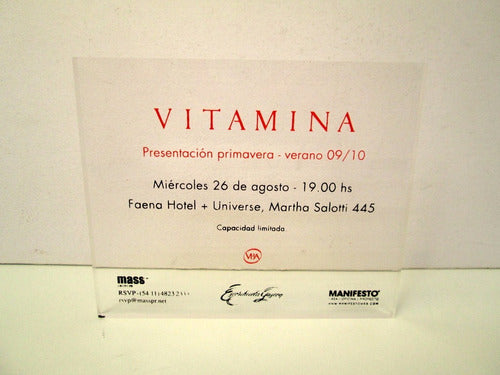 Tarjeta Desfile Moda Vitamina 2009 Hotelfaena Acrilico Boedo 0