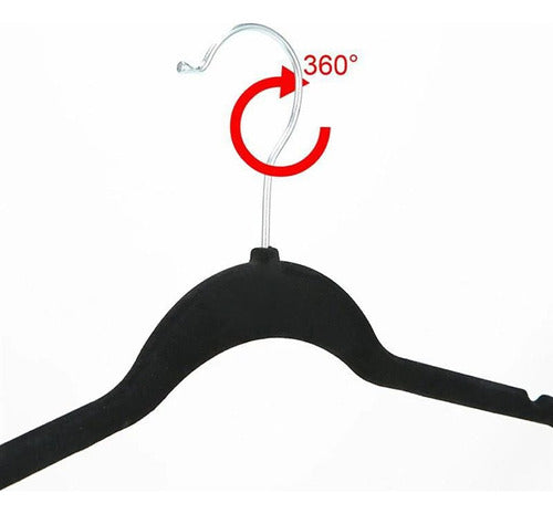 Generic Slim Velvet Non-Slip Hangers x 5 Units 3