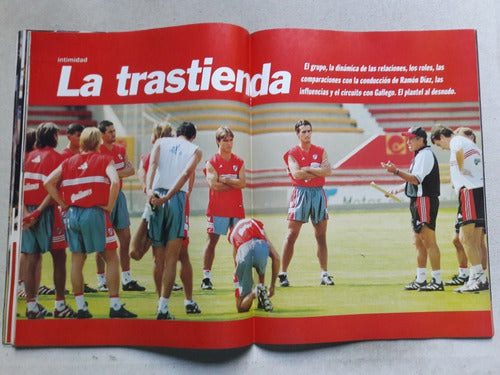 Revista El Grafico Nº 4214 Julio 2000 - River Bicampeón 7