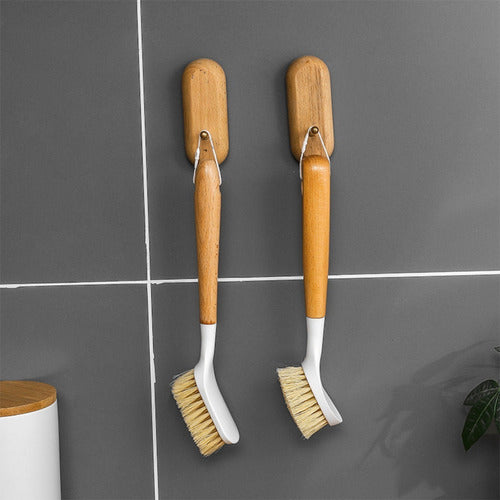 Iluminarás Bamboo and Sisal Dish Brush with Handle 2