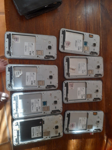 Vendo Lote De Carcaza Y Placa  De Celulares  Samsung J3 1