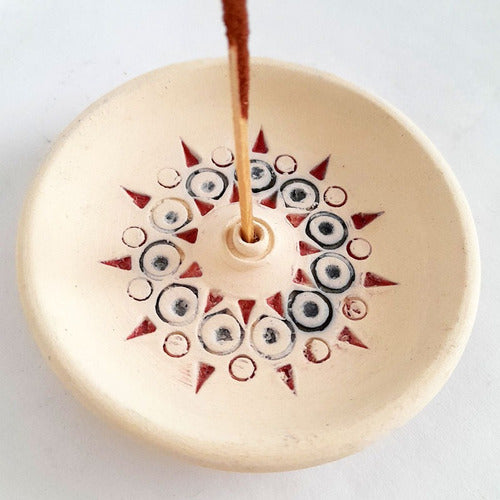 Gracia Divina Hand-Carved and Hand-Painted Ceramic Incense Holder 9cm 7