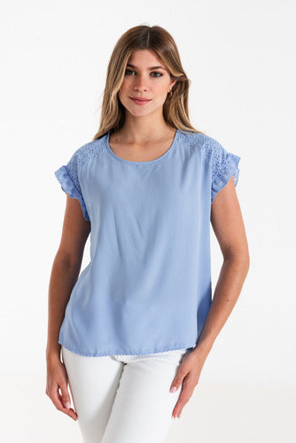 ARmoda Broderie Blouse for Women 2