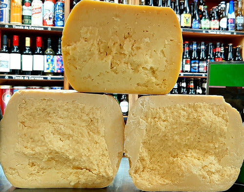 Queso Sardo Semi Duro Excelente 1,200kg Aprox 1