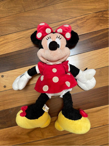 Peluches Orignales Disney Pluto Winnie P. Hello Kitty Minnie 2