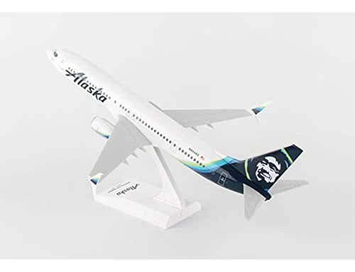 Daron Skr844 Skymarks KLM 737800 1/130 New Livery Model Airplane 2