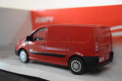 Citroen Jumpy Furgon Rojo Mondo Motors 1/43 C/caja 1