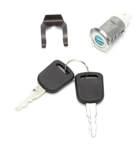 Yumbo C110 Seat Lock with Key - Mundomotos.uy 0