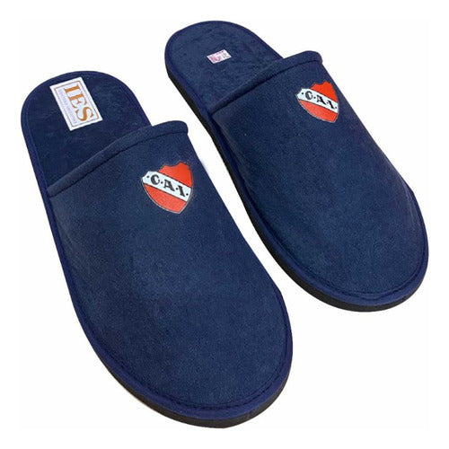 Independiente Football Team Shield Printed Slippers 7