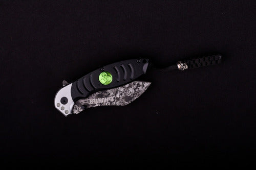 Tactical Zombie Hunter Walking Dead Pocket Knife with Cord 2
