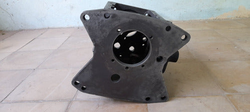 Carcaza Caja De 4ta 325 Ford 1