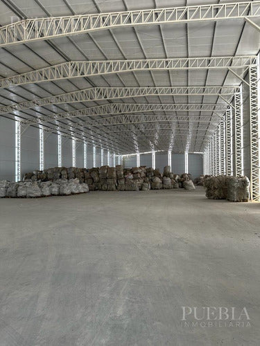 Rental Warehouse 3000 M2 in Moreno Industrial Park 1