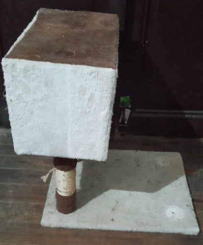 Casa Madera Para Gato Para Restaurar. 1