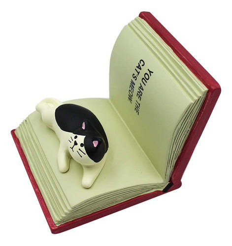 Suillty Lovely Cat Lay on Magic Book Cell Phone Holder 1