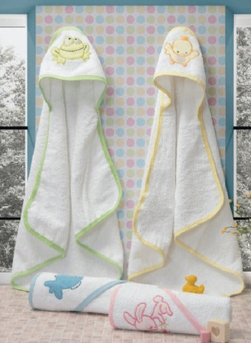 Beybe Infant Set: Hooded Towel, Bib, and Burp Cloth 2