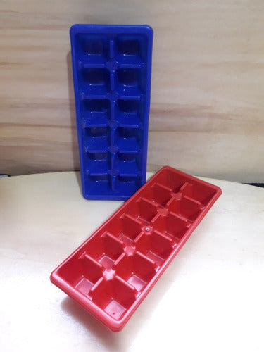 DC Flexible Plastic Ice Cube Tray Freezer Pack of 10 Units 1