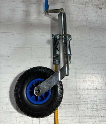 Inflatable, Foldable, and Adjustable Stern Wheel for Trailer 5