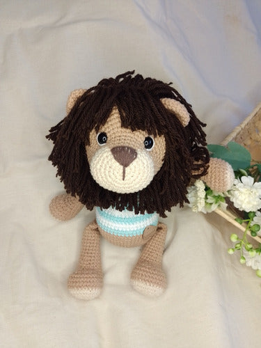 Luenna Tejidos Lion Amigurumi Crochet Attachment Doll 2