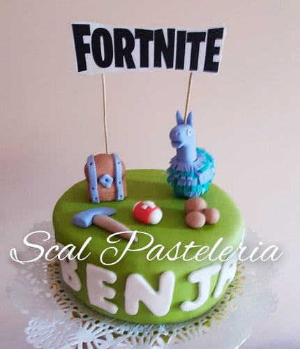 Themed Cakes Fornite Amongus 0