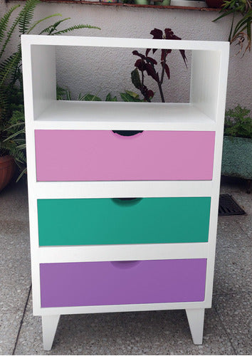 Crecer en Colores Vintage Retro Painted Nightstand 7