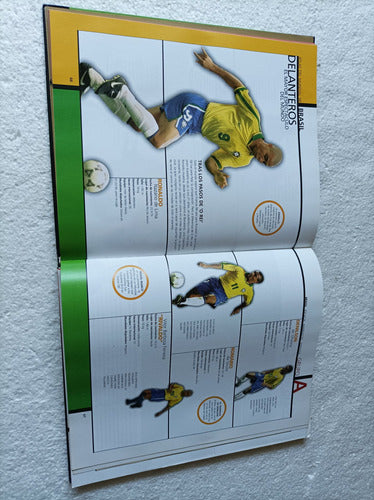 Libro De Fútbol Mundial 98 2