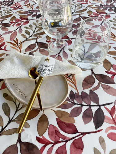 Stain-Resistant Printed Gabardine Tablecloth Repels Liquids 3m 62