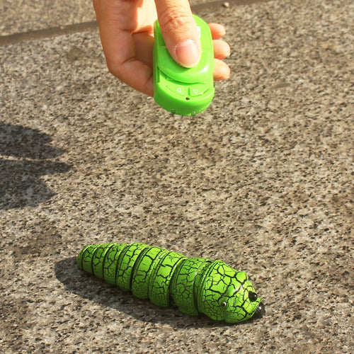 Tipmant RC Bug Control Realistic Inchworm Remote Control Toy 3