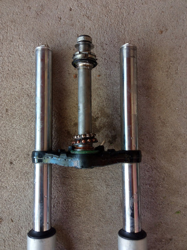 Honda CB250 New Twister Original Suspension Fork 4