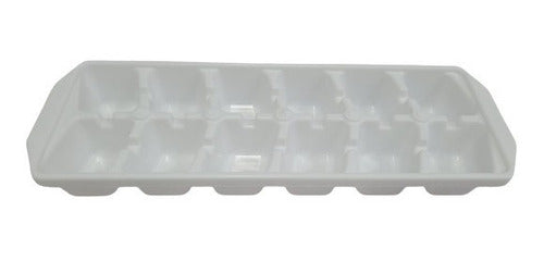 ME Set of 4 Plastic Ice Cube Trays for 12 Ice Cubes 0