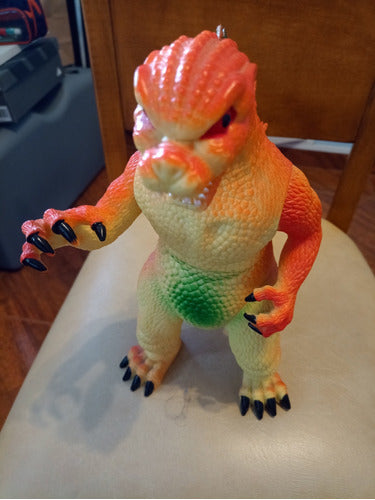 Godzilla 32cm De Alto 3