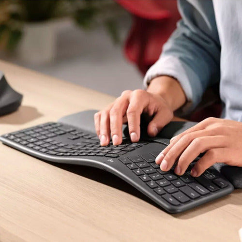 Logitech K860 Ergo Wireless USB Keyboard 3