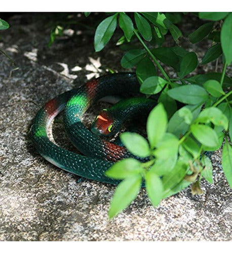 LRCXL Realistic Rubber Snakes - 4 Pieces 4