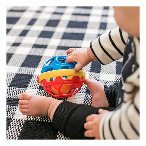 Baby Einstein Soft Rattle Ball - 7350718 1