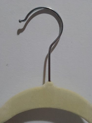Set of 20 Velvet Adult Non-Slip Hangers 45 cm 1