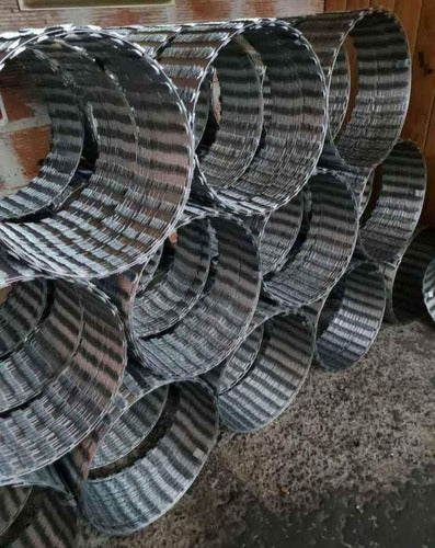 45 Double Cross Concertina Wire Price Per Meter 4