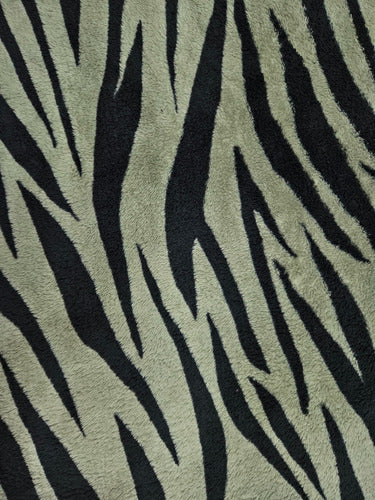 Soft Bifaz Sheepskin Fabric Per Kg, Ideal for Blankets and Sweatshirts 0