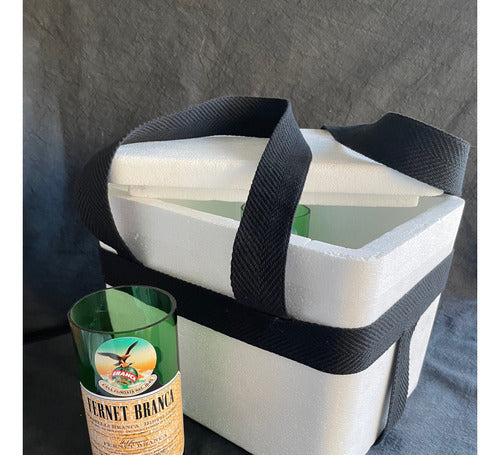 Foam Cooler with Straps - Picnic - Cooler Bag with Glasses 0