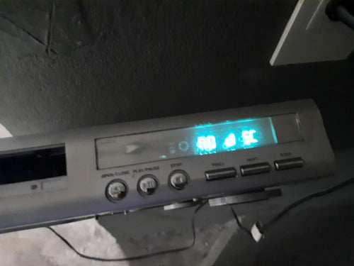 Reproductor Dvd Sanyo 9100 U. 4