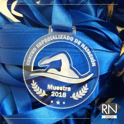 Ciento Veinte Medallas Grabada Personalizada - Premios 1