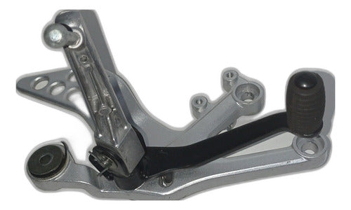 Zanella Front Right Footrest with Details for RZ 25 Pro 4