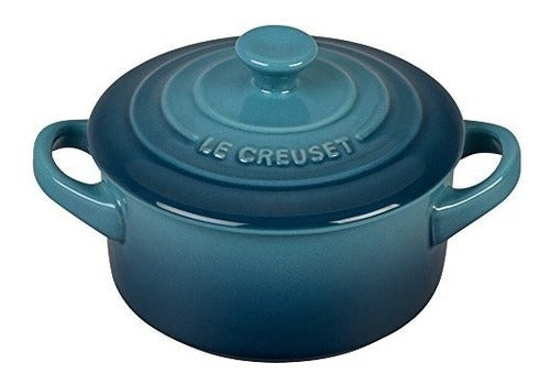 La Cacerola Redonda De La Galleta Del Gres De Le Creuset, 8- 0